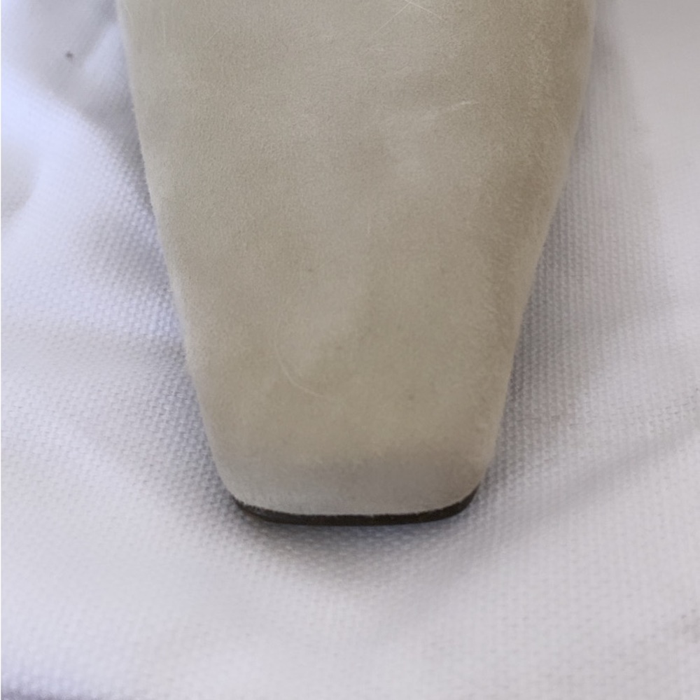 NWOT-Rabbit Fur White Booties - Picture 3 of 7